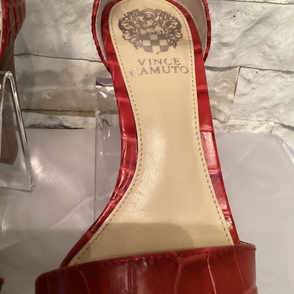 Vince Camuto Winderly ankle strap platform sandals - Picture 4 of 12